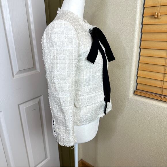 NWOT Zara White Tweed Black Bow Button Jacket Blazer. Blogger Fave. - Picture 9 of 15